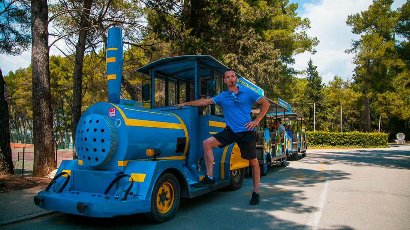 15€ Per Person (see more)